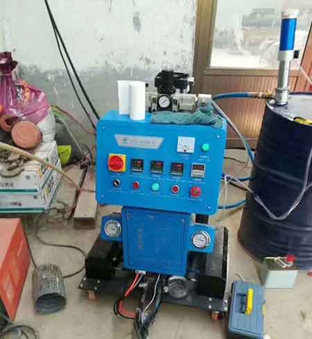 小型聚氨酯灌注發(fā)泡機(jī)器 多少錢(qián)(圖2) Q2600D小型聚氨酯灌注發(fā)泡機(jī)器