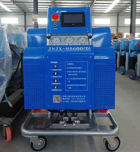 太陽(yáng)能水箱發(fā)泡(圖1) JNJX-H5600D聚氨酯填充設(shè)備